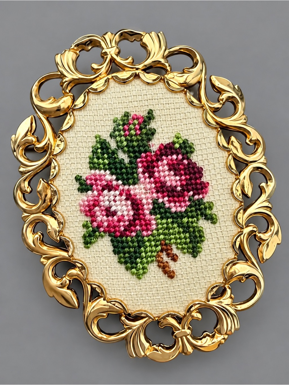 Vintage Floral Cross-Stitch Rose Brooch #cz538